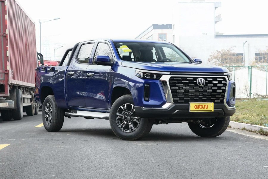 GMC пикап 2022