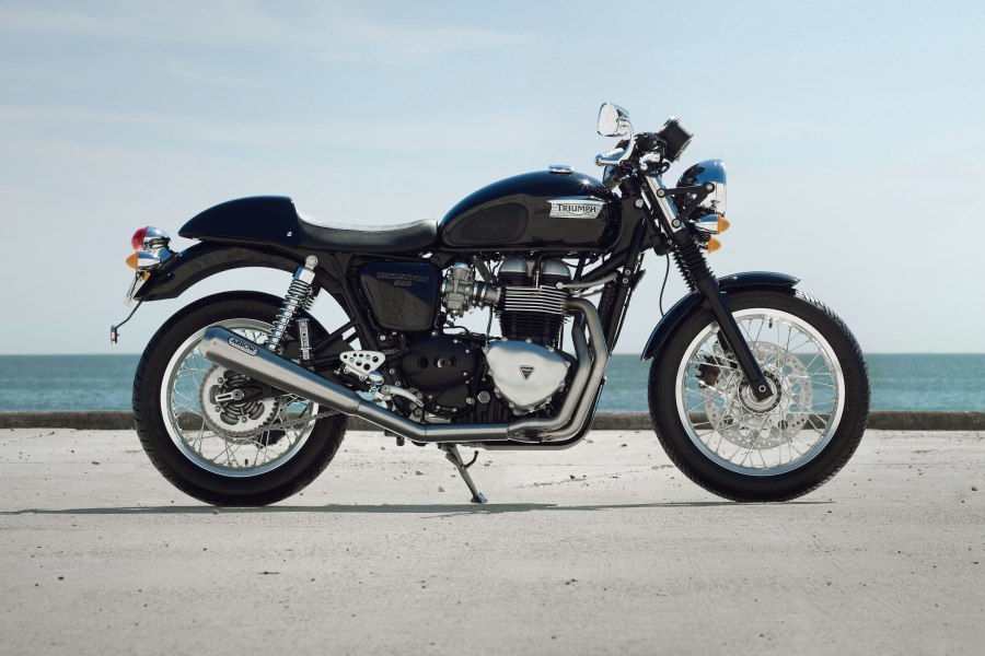 Triumph Thruxton 900