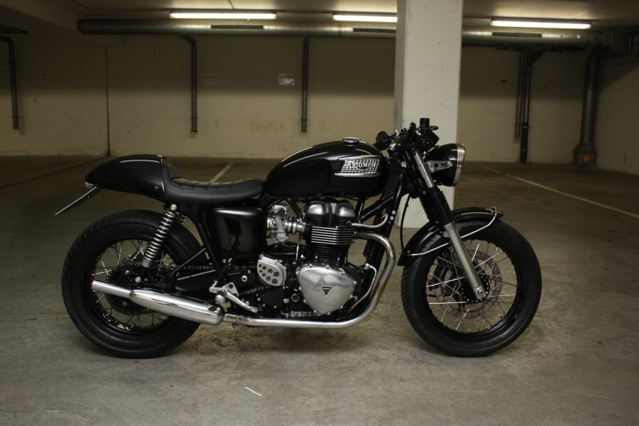 Triumph Bonneville Thruxton 900