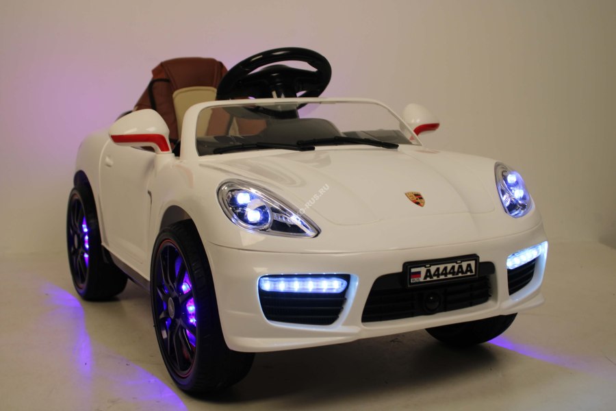 RIVERTOYS Porsche Panamera a444aa