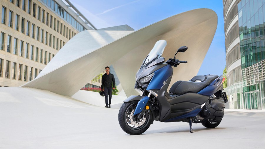 Yamaha XMAX 400
