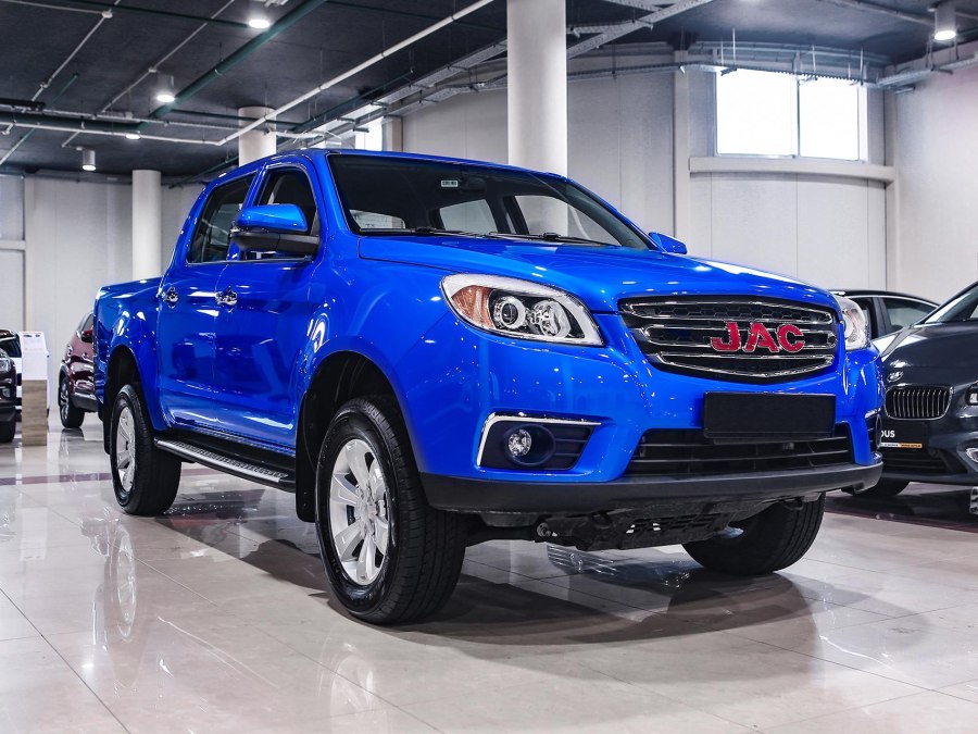 Китайский JAC t6