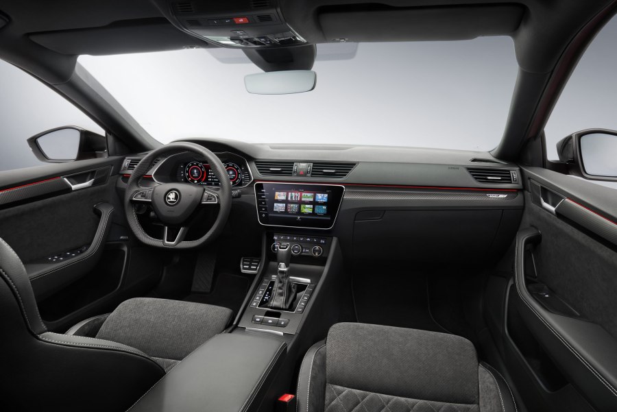 Škoda Superb 2021 салон
