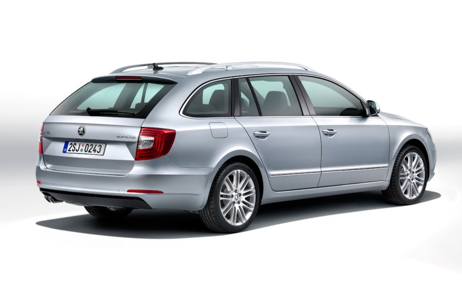 Skoda Superb Combi 2013