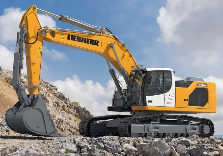 Liebherr r-900