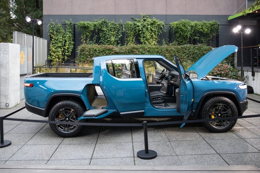 Электрокар Rivian r1t