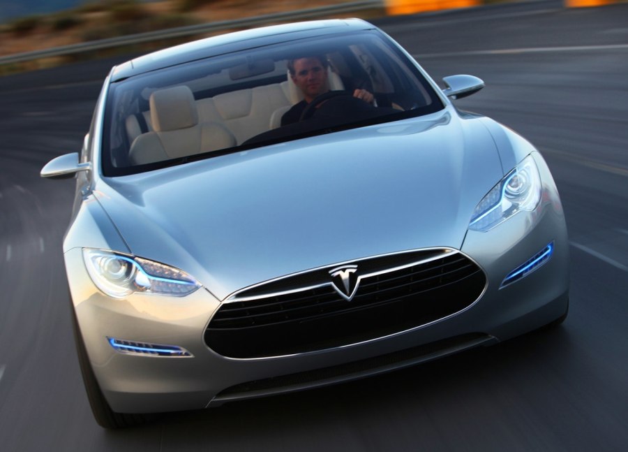 Электромобиль Tesla model s