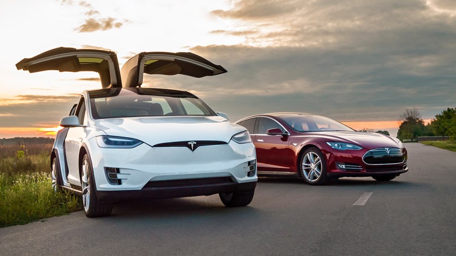 Электрокары Tesla
