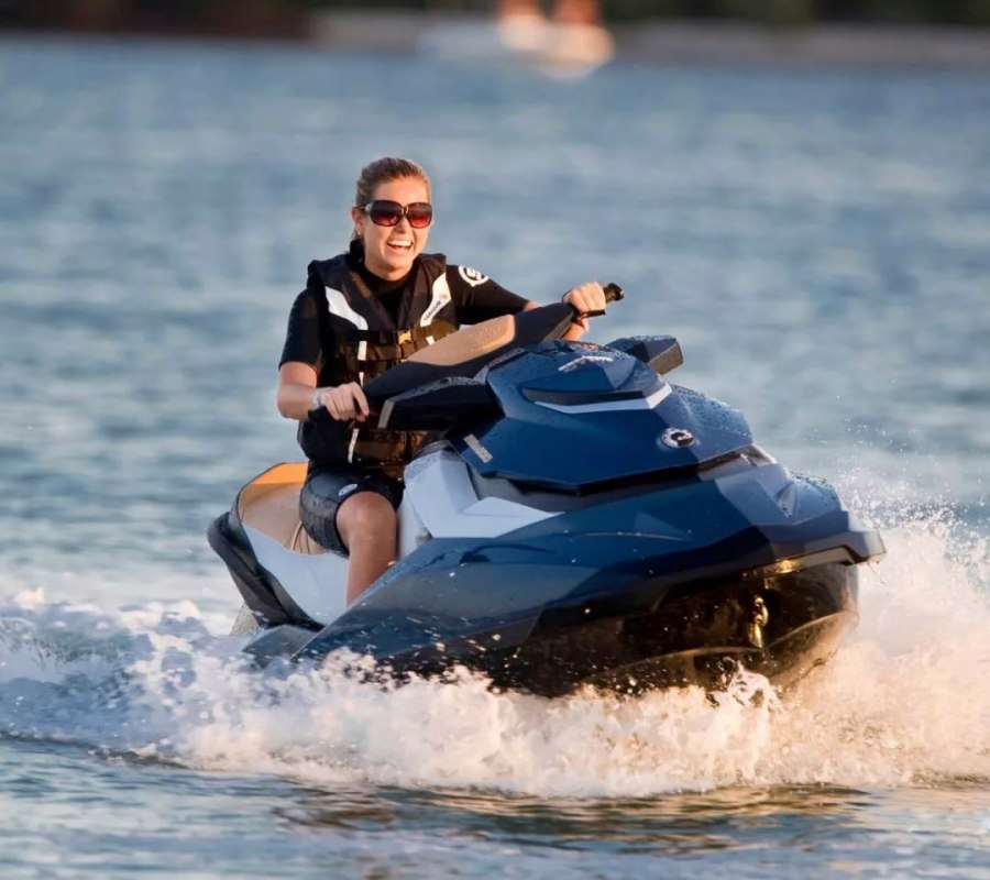 Гидроцикл CFMOTO