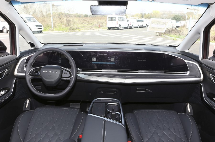 SAIC Maxus g90 интерьер