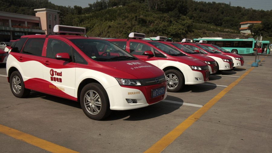 BYD e6