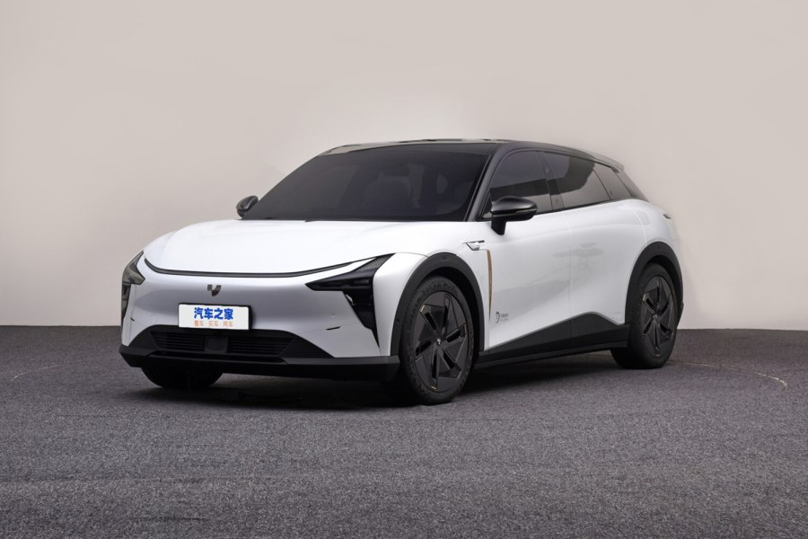 Новый Тарго китаец автомобиль