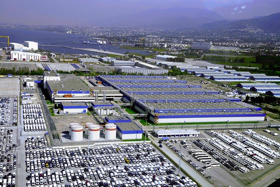 Ford Otosan Cargo контейнер