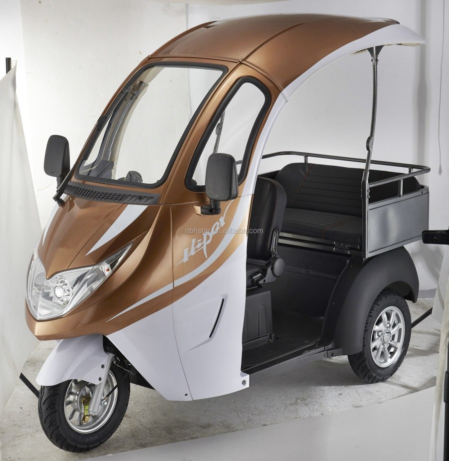 Bajaj трицикл