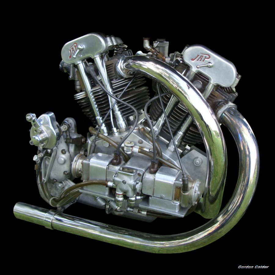 V-Twin двигатель 999cc