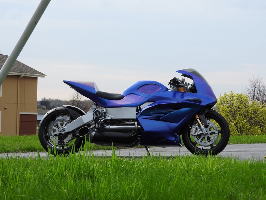 Мотоцикл MTT Turbine Superbike