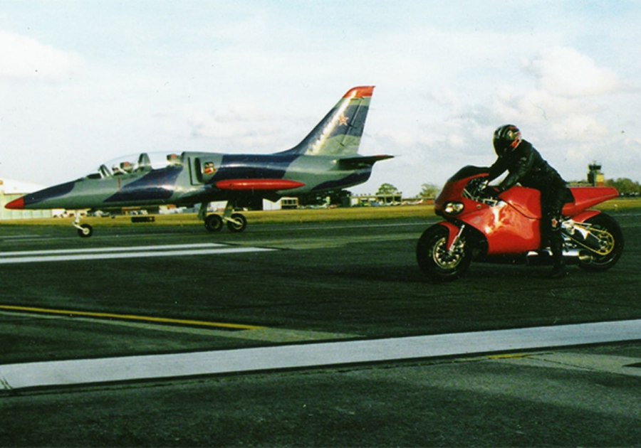 MTT Turbine Superbike y2k 420rr