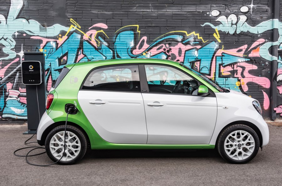 Mercedes Smart электрокар