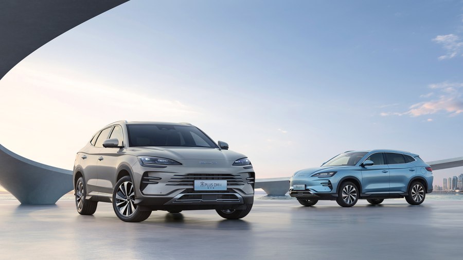 BYD кроссовер 2023