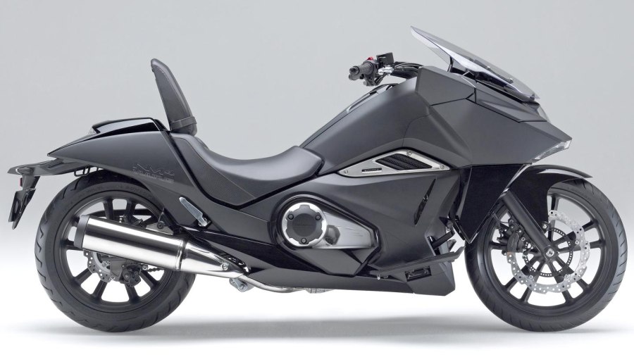 Мотоцикл Honda nm4