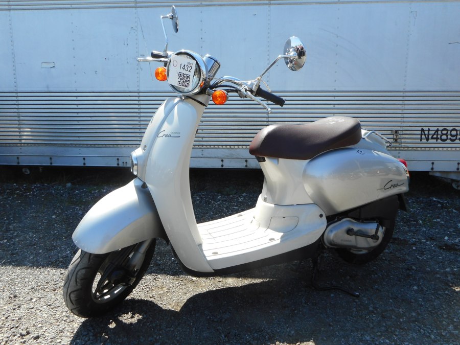 Скутер Honda giorno