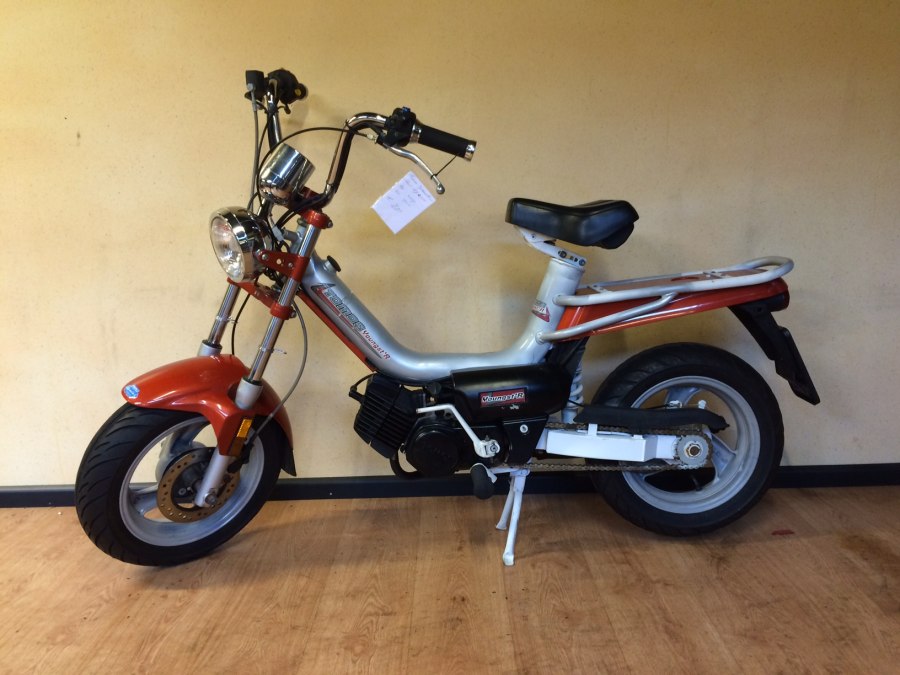 Мопед BMW Tomos