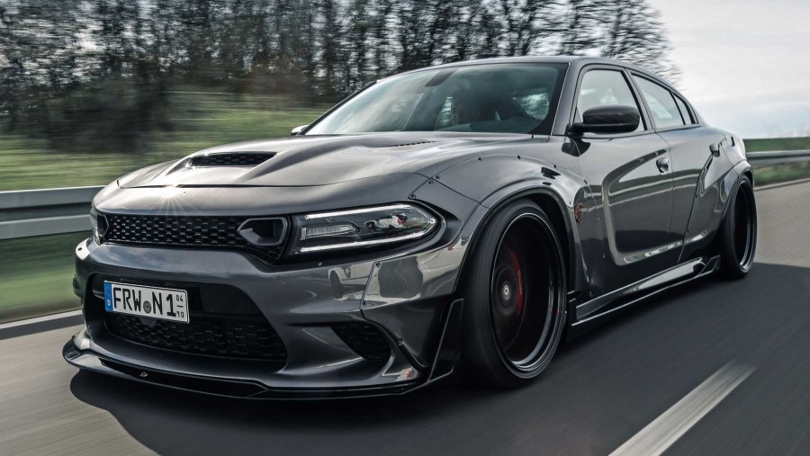 Dodge Charger Hellcat Widebody