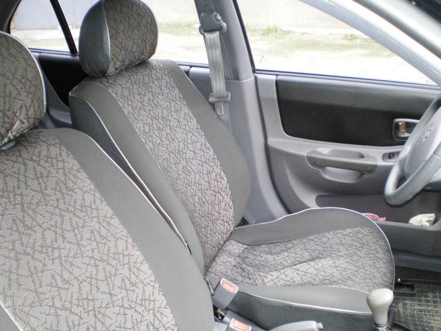 Чехлы Hyundai Accent