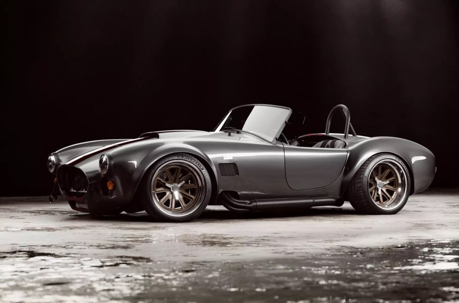 Машина Shelby Cobra 427