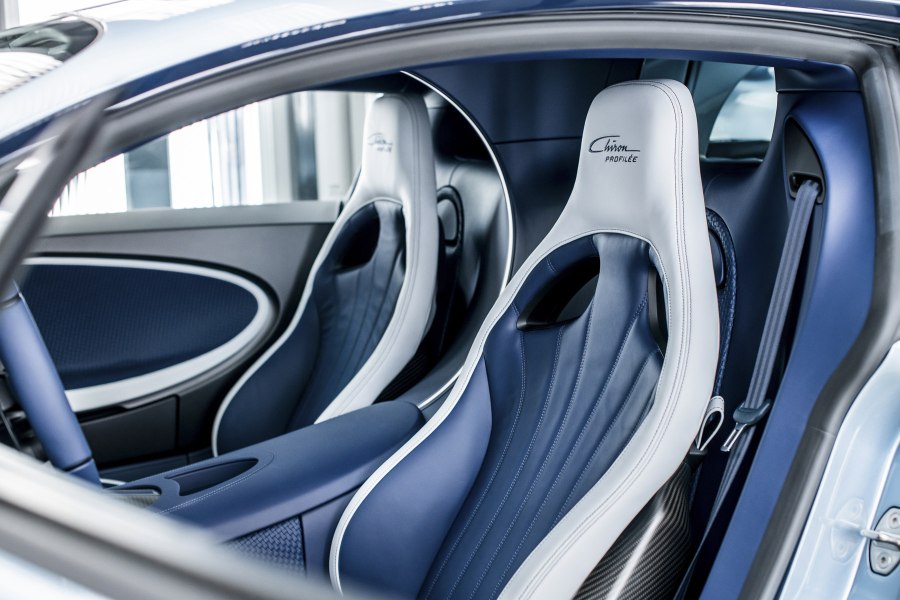 Bugatti Chiron салон
