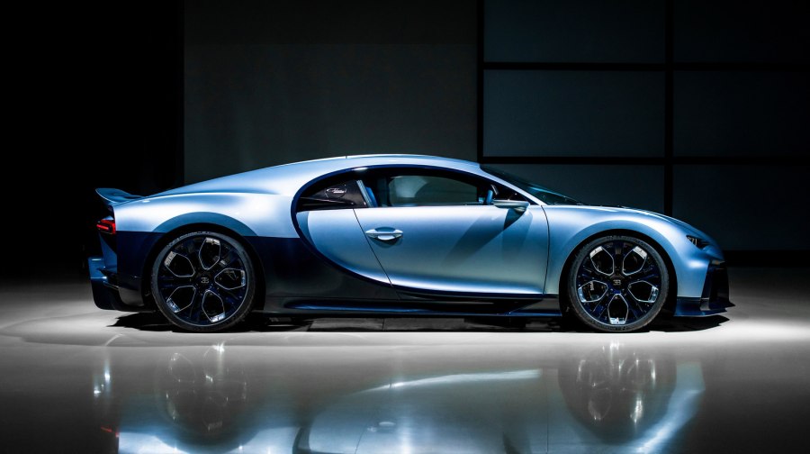Bugatti Chiron profile 2023