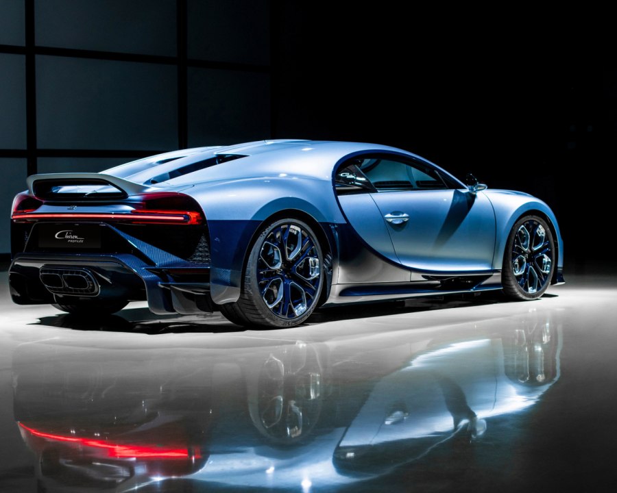 Bugatti Chiron profile 2023
