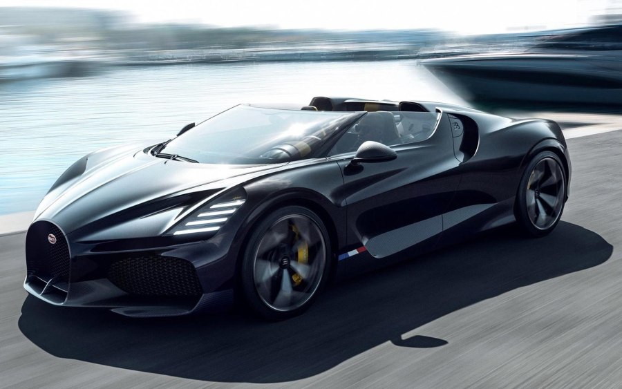 W16 Mistral