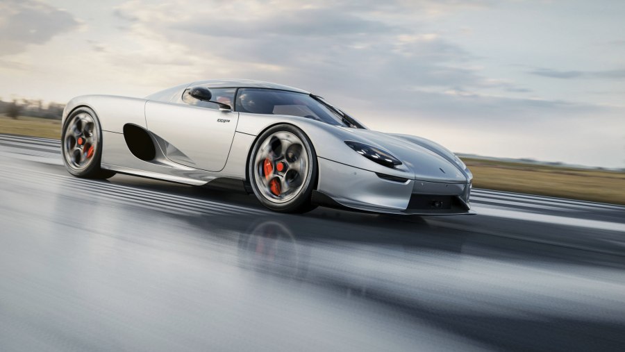 Гиперкар Koenigsegg 2022