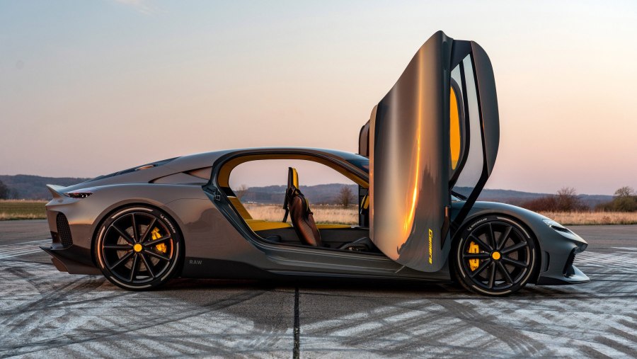 Гиперкар Koenigsegg 2020