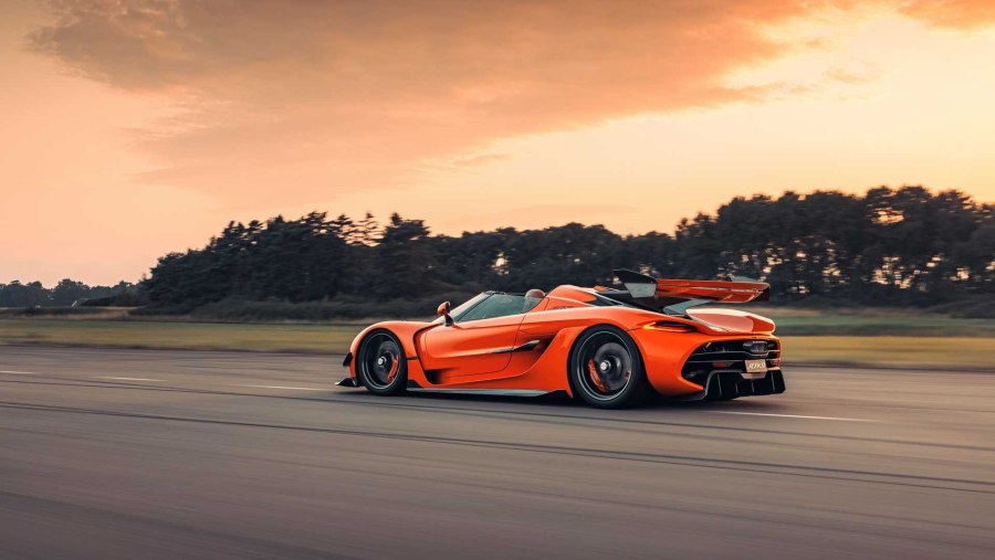 Koenigsegg Jesko Orange