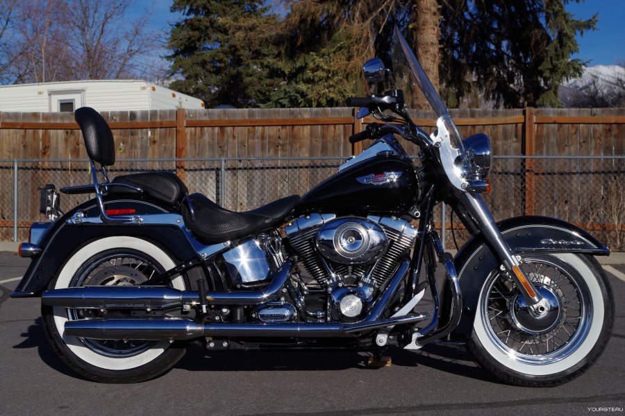 Harley-Davidson FLSTN Softail Deluxe