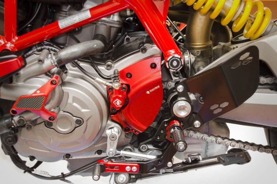 Какое сцепление у Hypermotard 796?