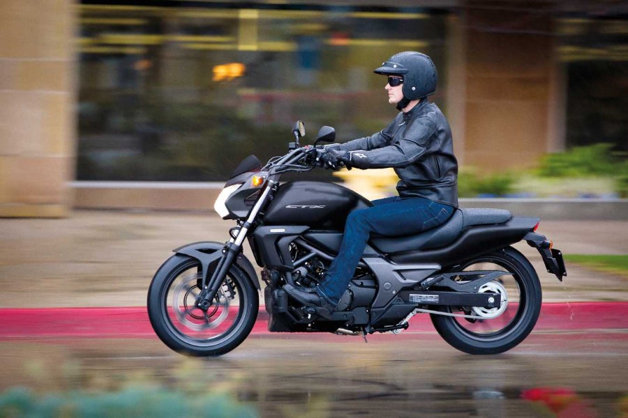 Мотоцикл Хонда ctx700