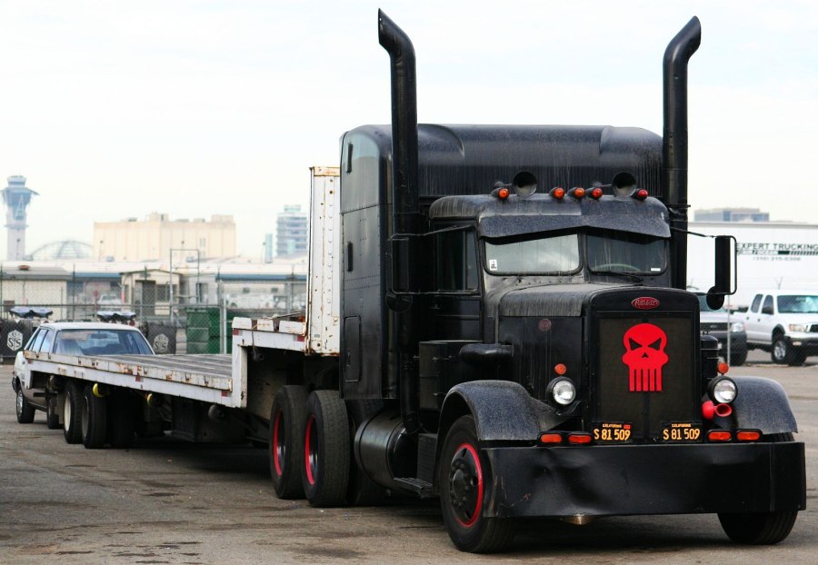 Peterbilt 351 and Peterbilt 281
