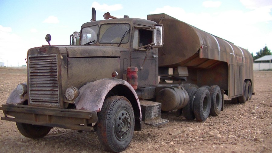 Peterbilt Duel
