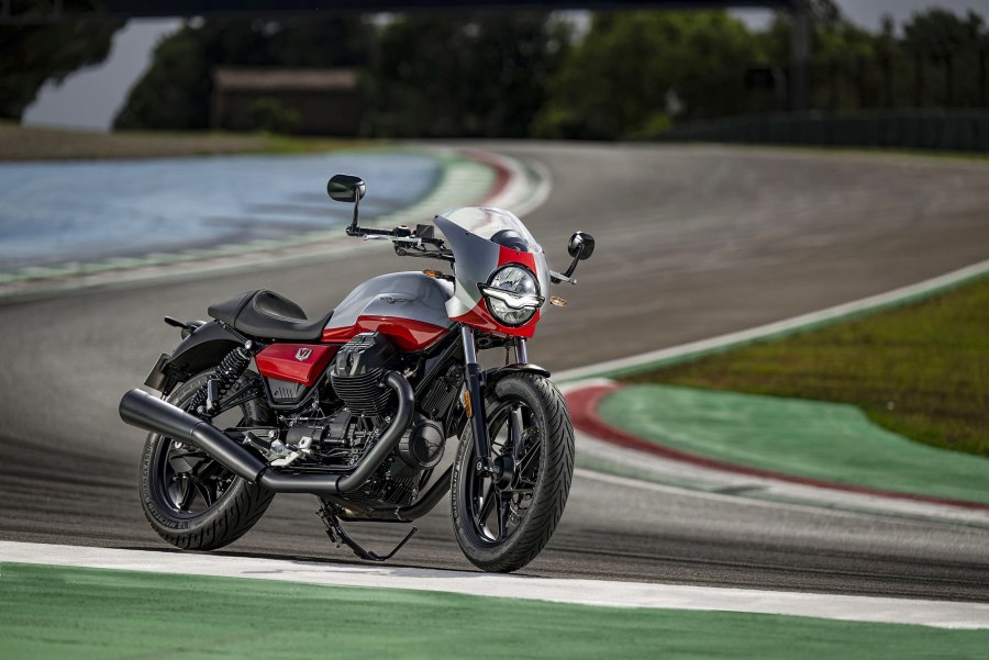 Мотоцикл Aprilia Shiver 900