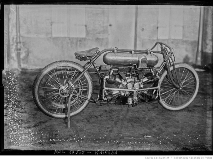 Rene Gillet 1911 с x