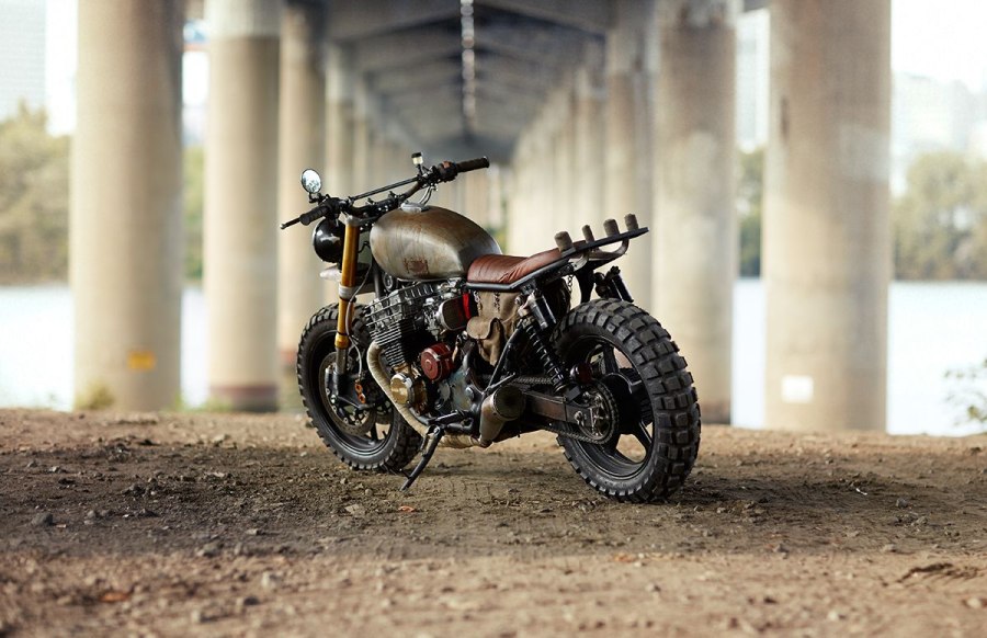 Honda CB 750 Ходячие мертвецы