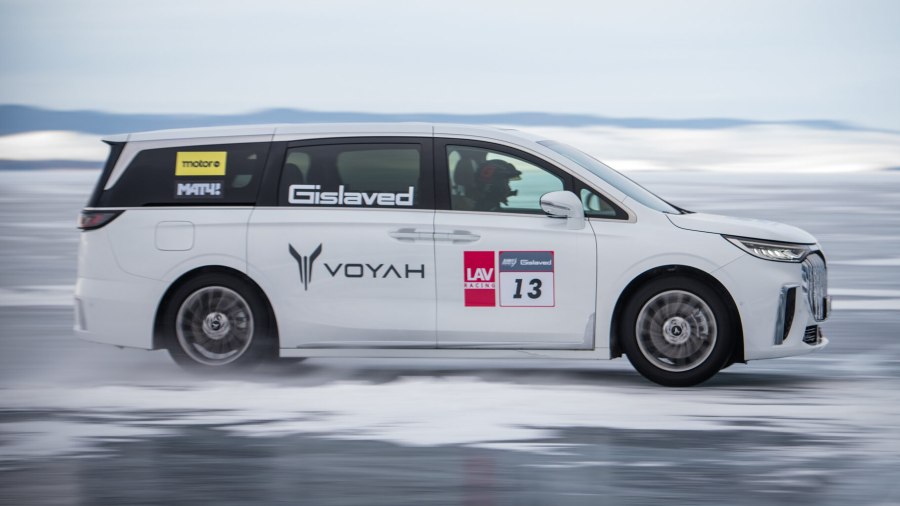 Voyah PHEV Dream Страна