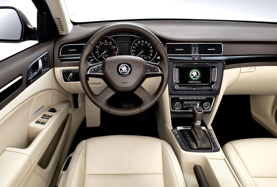 Skoda Superb 2014 Laurin Klement