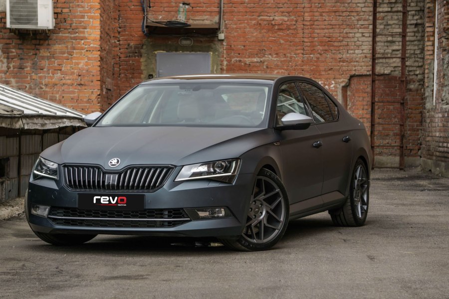 Škoda Superb III