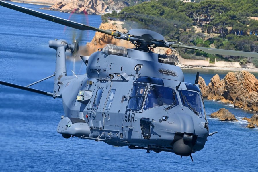 Вертолёт nh90 (NH-121)