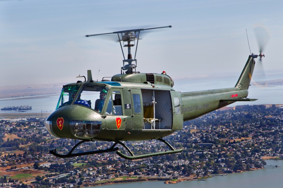 Вертолет uh-1 Хьюи во Вьетнаме