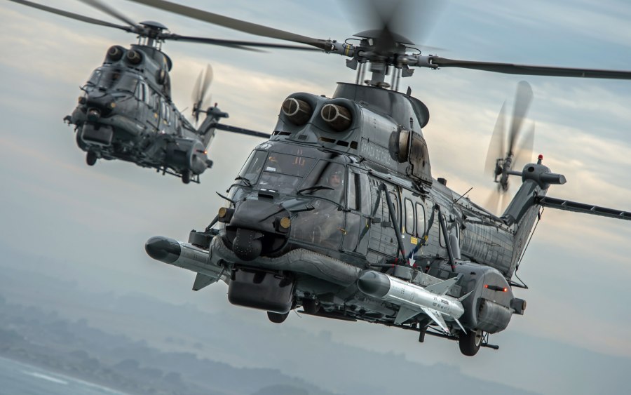 H225 вертолет